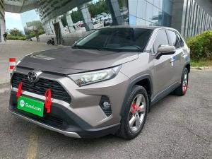 Toyota RAV4 2022 Бензин
