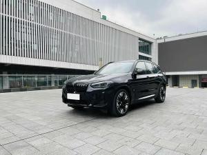 BMW iX3 2024 Электрический