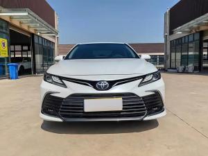 Toyota Camry 2023 Бензин