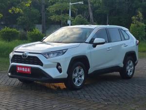 Toyota RAV4 2021 Бензин