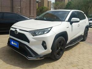 Toyota RAV4 2021 Гибрид