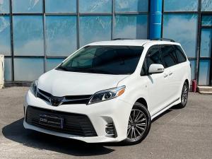 Toyota Sienna 2019 Бензин