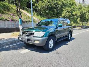 Toyota Land Cruiser 2004 Бензин