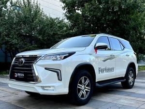 Toyota Fortuner 2018 Бензин