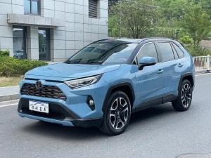 Toyota RAV4 2021 Бензин