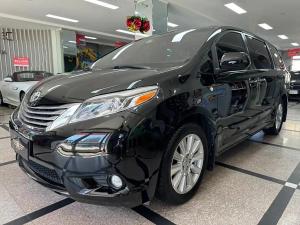 Toyota Sienna 2017 Бензин