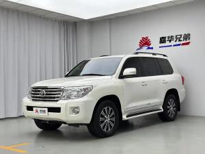 Toyota Land Cruiser Imported 2015 Бензин