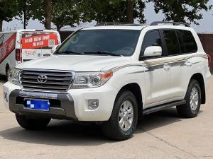 Toyota Land Cruiser 2014 Бензин