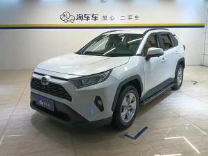 Toyota RAV4 2021 Бензин
