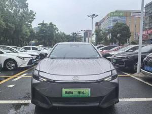 Toyota BZ3 2023 Электрический