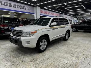 Toyota Land Cruiser 2012 Бензин