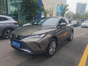 Toyota Harrier 2024 Бензин