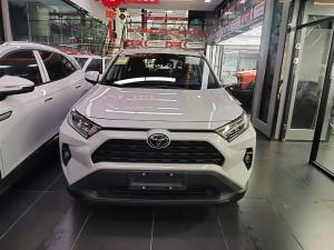 Toyota RAV4 2024 Бензин