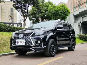 Toyota Fortuner 2018 Бензин