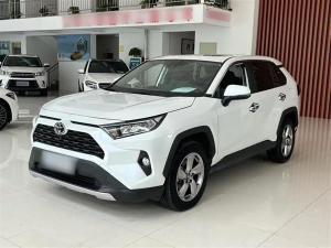 Toyota RAV4 2022 Бензин