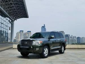 Toyota Land Cruiser Imported 2015 Бензин