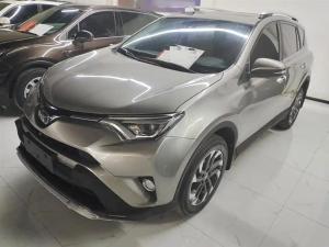 Toyota RAV4 2018 Бензин
