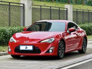 Toyota 86 2013 Бензин