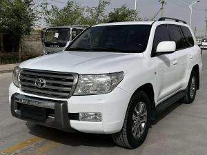 Toyota Land Cruiser 2011 Бензин