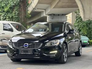 Volvo V60 2014 Бензин