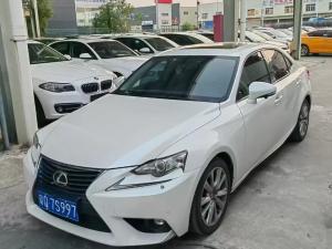 Lexus IS 2016 Бензин