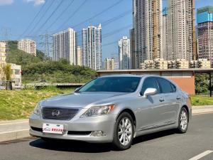 Lexus LS 2007 Бензин