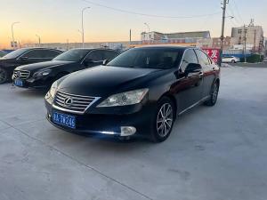 Lexus ES 2012 Бензин