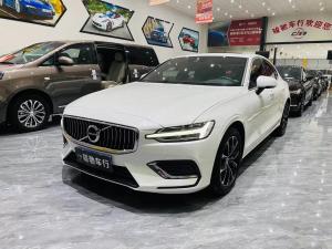 Volvo S60 2022 Гибрид