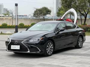 Lexus ES 2021 Бензин