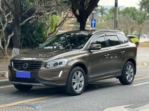 Volvo XC60 2016 Бензин