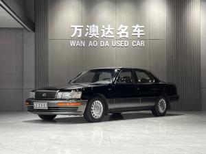 Lexus LS 1993 Бензин