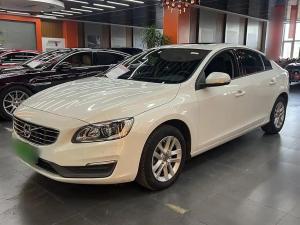 Volvo S60 2016 Бензин