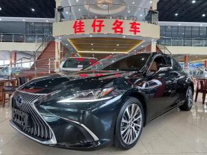 Lexus ES 2021 Гибрид
