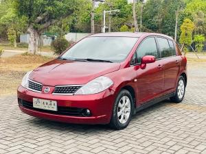 Nissan  Tiida 2007 Бензин