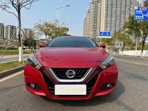 Nissan Bluebird 2019 Бензин