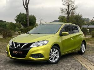 Nissan  Tiida 2017 Бензин