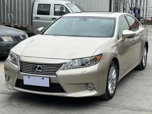 Lexus ES 2013 Гибрид