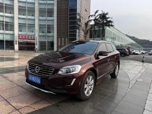 Volvo XC60 2015 Бензин