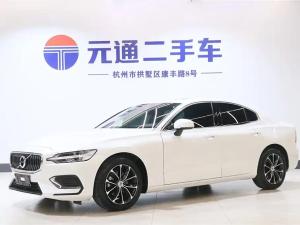 Volvo S60 2021 Бензин