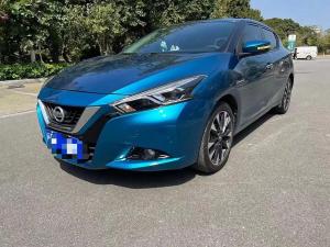 Nissan Bluebird 2016 Бензин