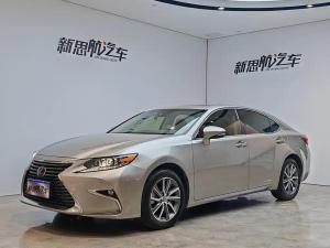 Lexus ES 2017 Гибрид