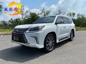 Lexus LX 2016 Бензин