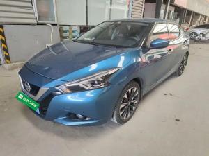 Nissan Bluebird 2019 Бензин