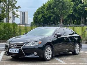 Lexus ES 2013 Гибрид