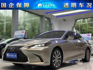 Lexus ES 2021 Бензин