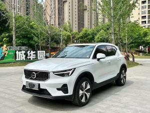 Volvo XC40 2023 Гибрид