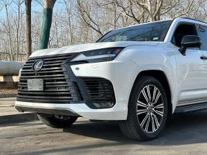 Lexus LX 2024 Бензин