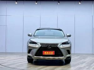 Lexus NX 2018 Бензин