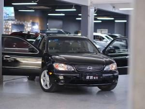 Nissan Cefiro 2004 Бензин