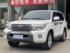 Toyota Land Cruiser 2014 Бензин